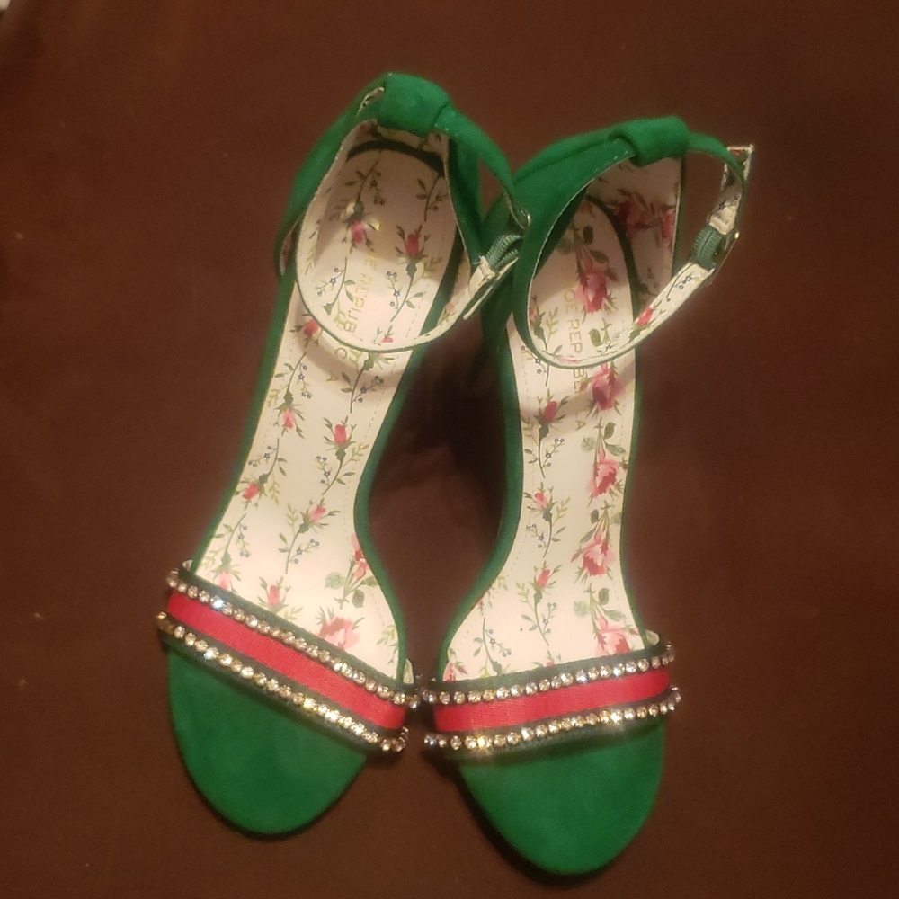 Heels New without tags